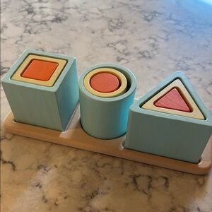 Pottery Barn Baby Nesting puzzle Wooden Shape Sorting Toy - Blue and Orange